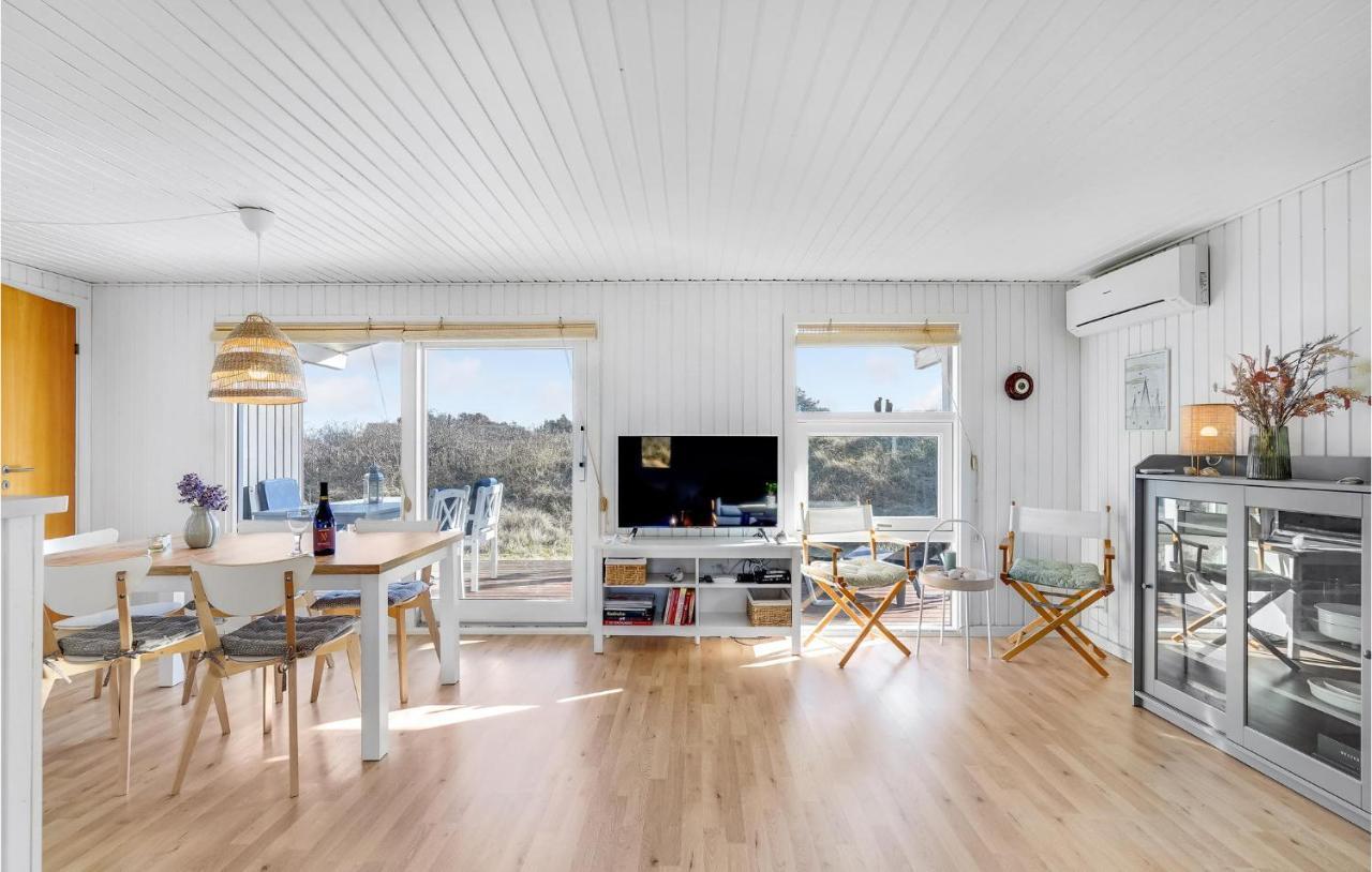 Stunning Home In Fano With House A Panoramic View Exteriör bild